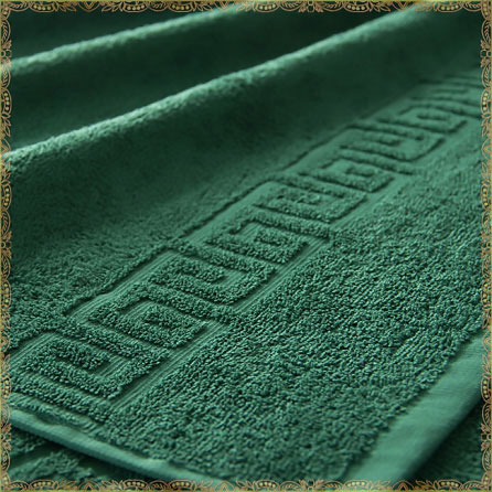  Махровое полотенце с бордюром. Материал махра. Цвет темно-зеленое . 