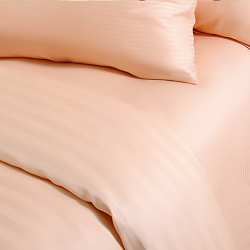 Комплект постельного белья Нежный персик. Материал страйп-сатин. Цвет персиковый. Вид вблизи 
