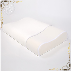 Подушка трикотажное полотно Memory Foam Pillow белая. Вид вблизи 1.